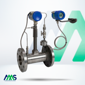 Sensor de flujo vortex tipo remoto instalado en tubería con transmisor separado para control industrial.